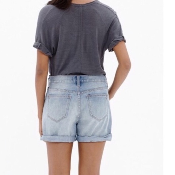 Madewell denim relaxed boyshorts in rip & repair - Picture 2 of 8